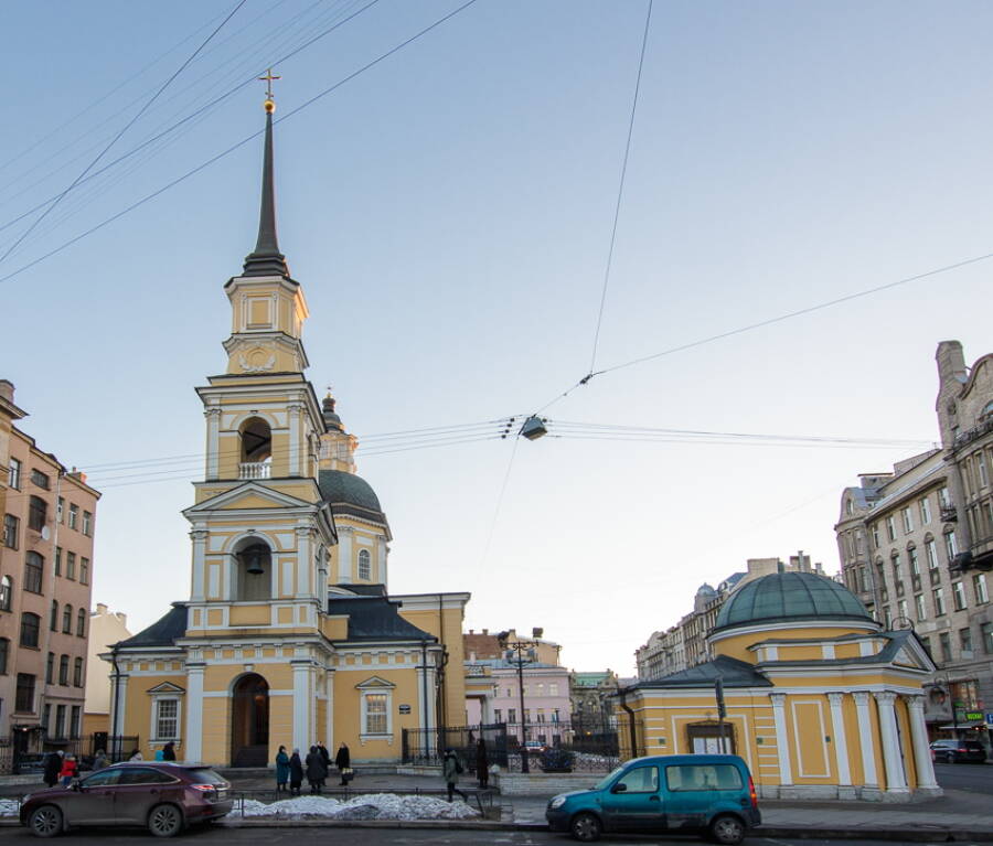 Церковь святого Симеона Богоприимца и Анны Пророчицы в Санкт-Петербурге – бывший орденский храм ордена святой Анны