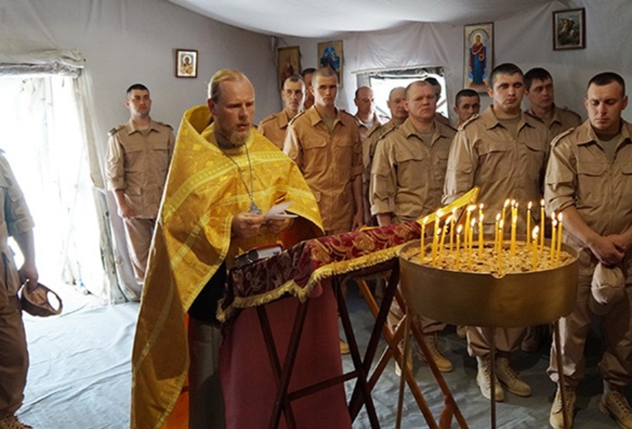 Священник на российской авабазе Хмеймим в САР. 